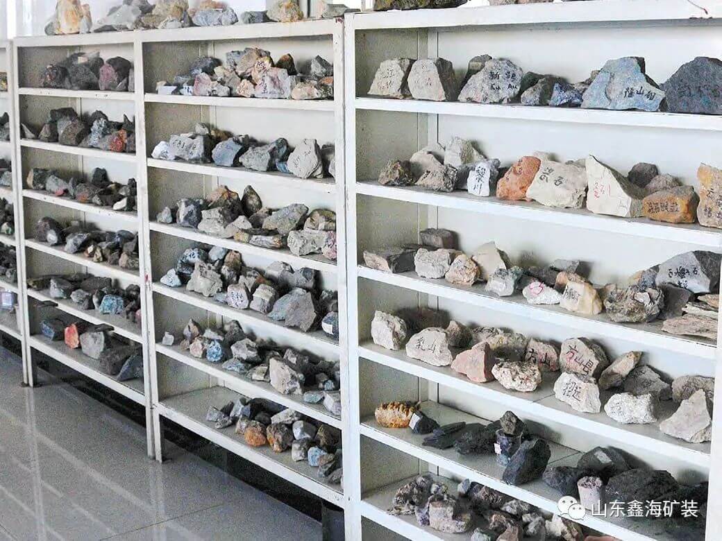Mineralogy influence on leaching effects.jpg Mineralogy influence on leaching effects.jpg